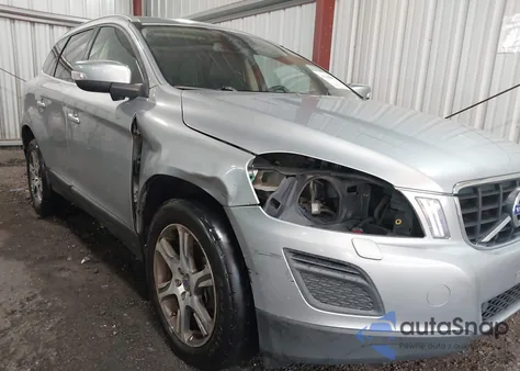 2011 Volvo Xc60 T6/T6 R-Design from USA, damaged, VIN YV4902DZ9B2208216